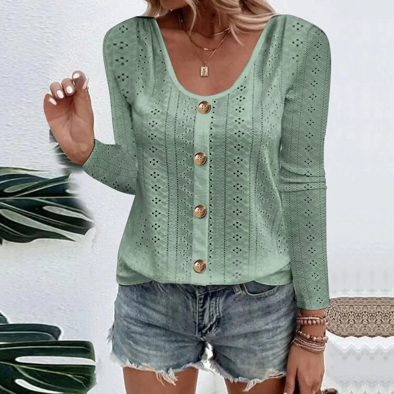 Cate – Elegant Lace Blouse