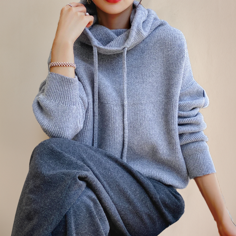 Maria - Merino Wool Turtleneck Sweater